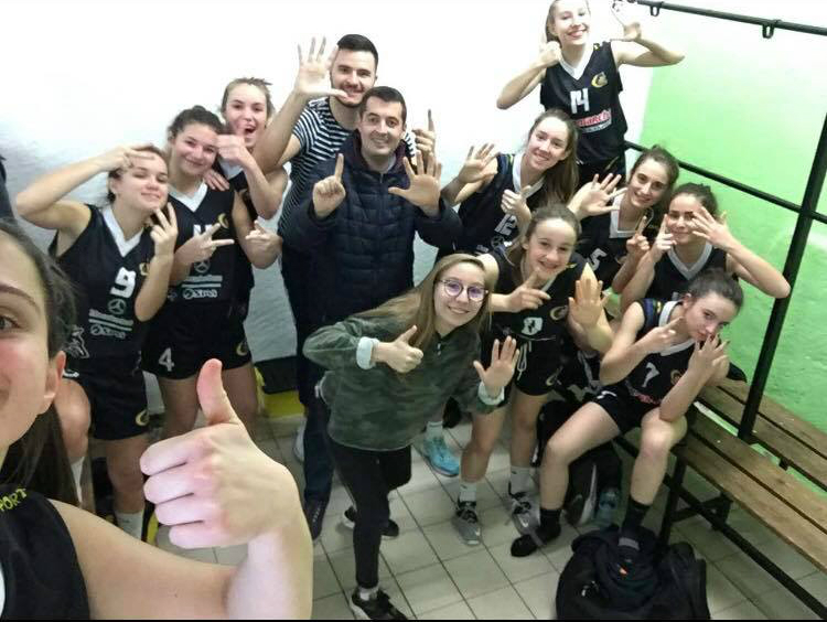 28661358_229393267628213_1330500118620667904_o