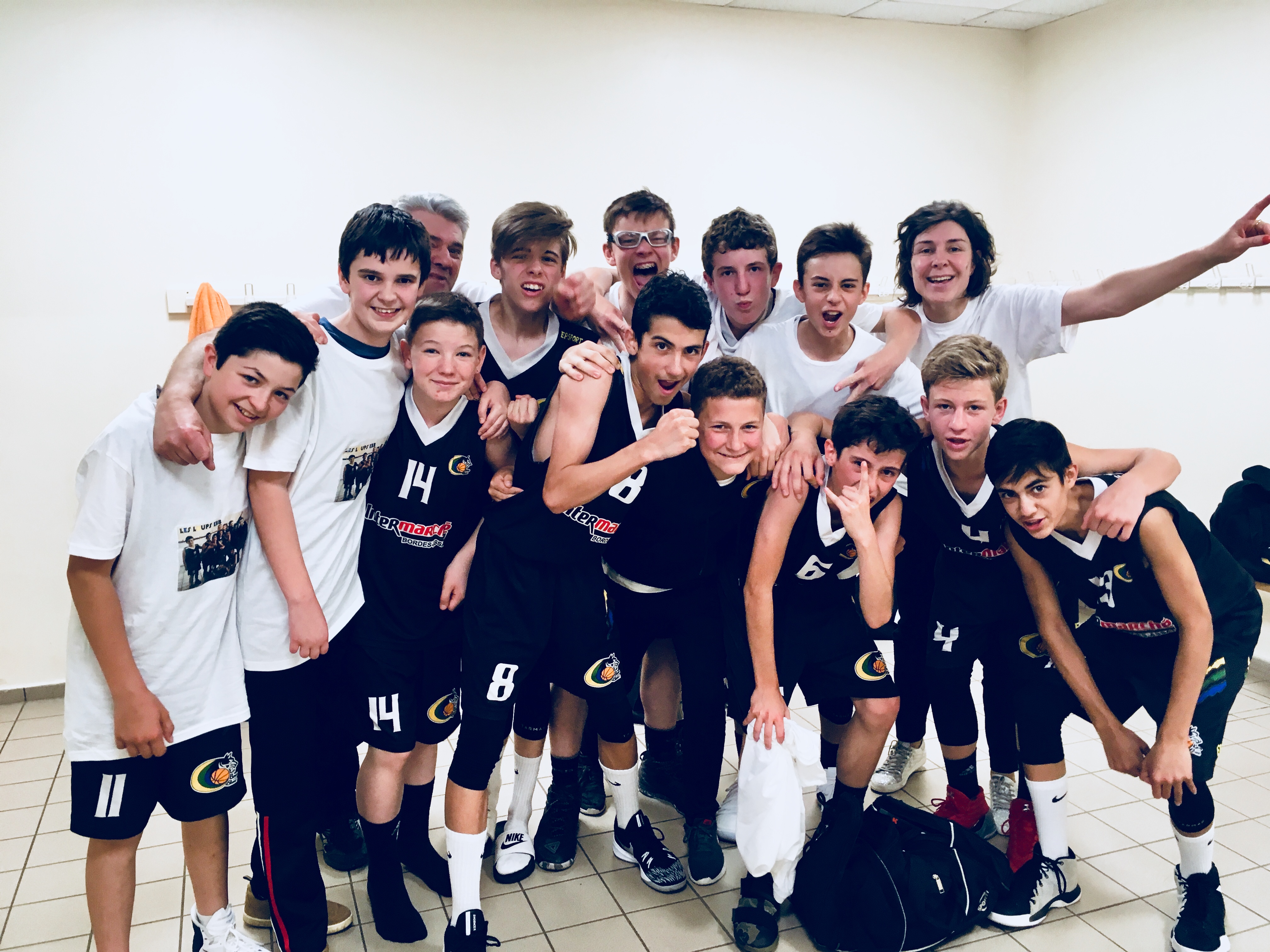 33020353_10216267646793405_8860994169938640896_n